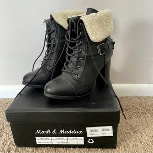 NWOT Shearling Cuff Lace-up Bootie